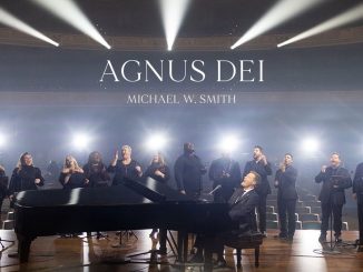 Michael W Smith Agnus Dei Live 1